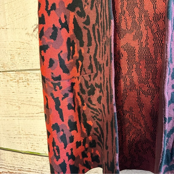 SUSAN GRAVER VEST ANIMAL PRINT XL - Picture 9 of 11